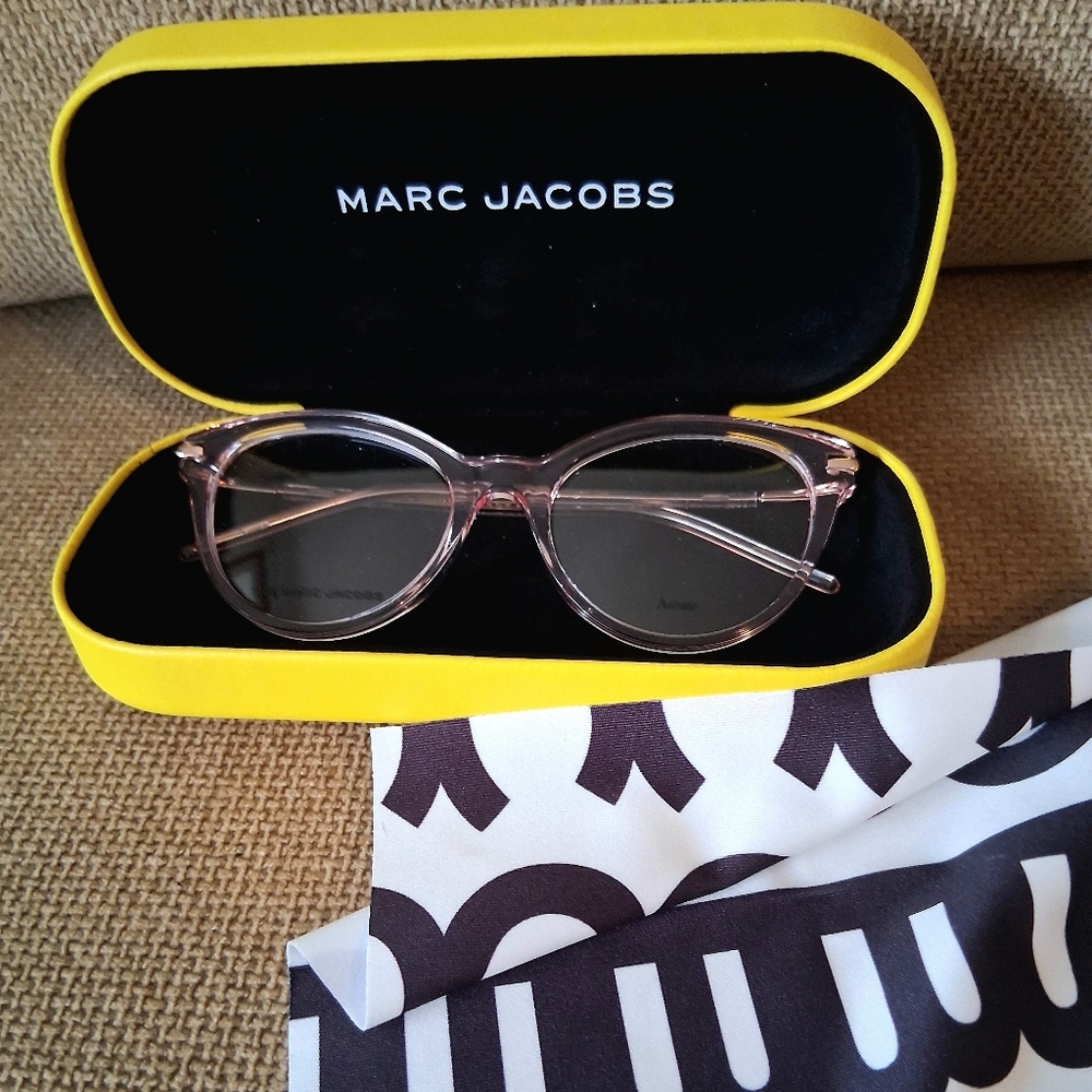 Marc Jacobs Light Pink Glasses
